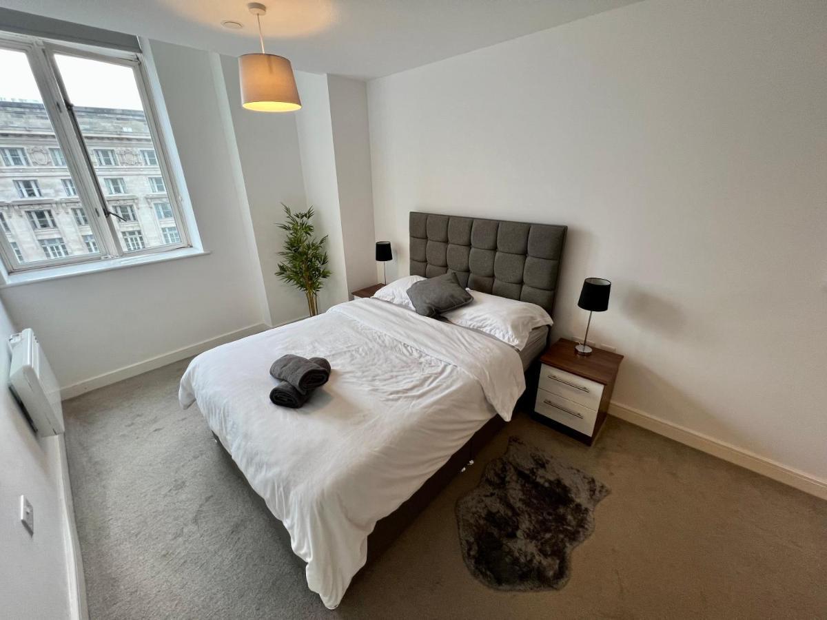 Liverpool Waterfront Apartment Exterior photo